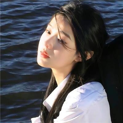 喜欢，轻吻，快跑